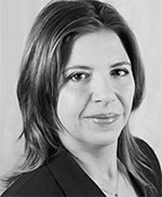 Myra Long Handheld Gropup