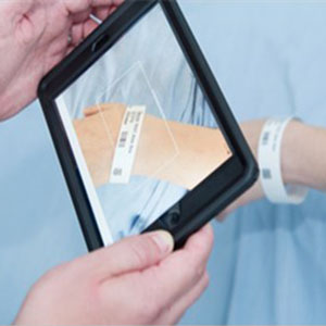  Scandit - Leeds-NHS-Trust-Scanning