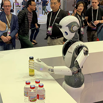 INNFOS - robot inteligente XR1