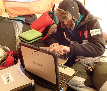 Panasonic - Trineo de Viento - Antartida